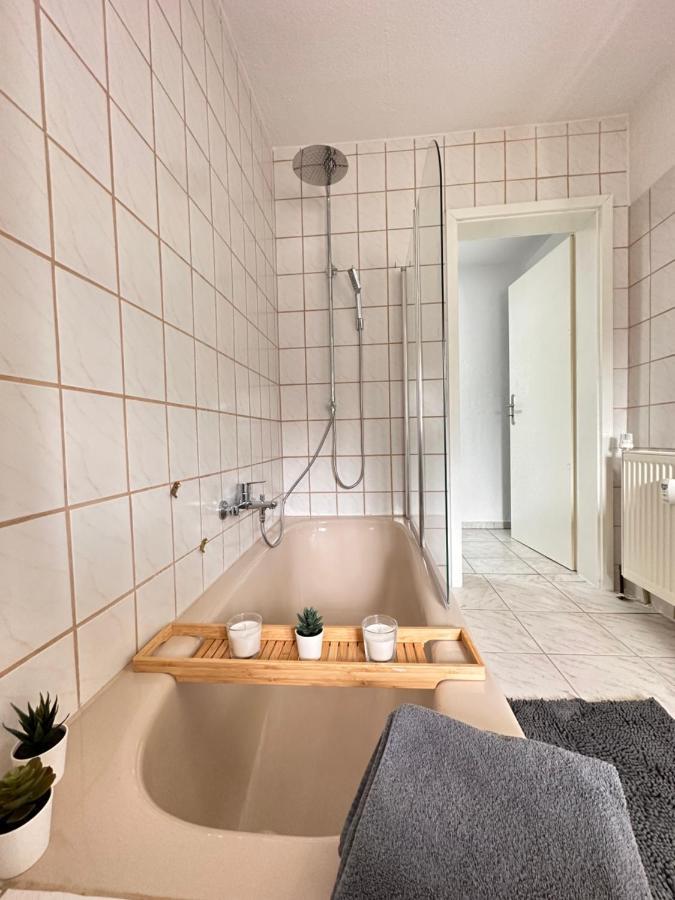 Appartement Auhagen - Kueche, Badewanne, Regendusche, Netflix Exterior photo